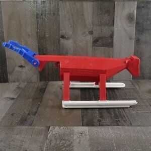 1983 Kurk Randall Tabletop Bull Roping DummyTraining Toy Cowboy Lasso Red Blue